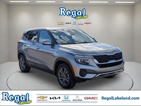 Used 2023 Kia Seltos LX image 1