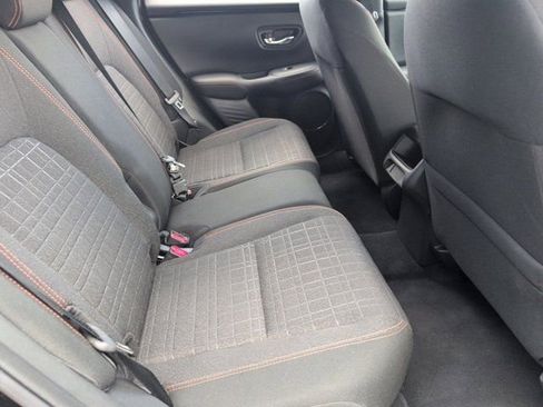 Used 2025 Honda HR-V Sport image 29