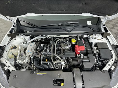 Used 2024 Nissan Sentra SV image 31