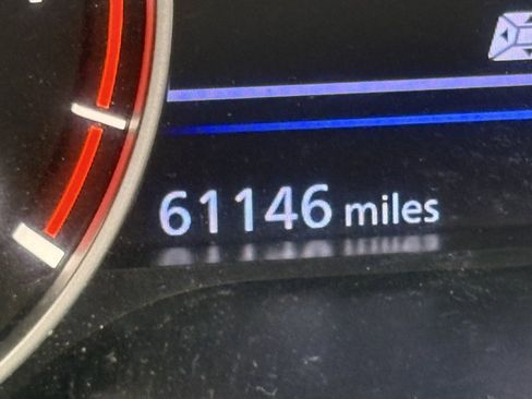 Used 2021 Nissan Altima 2.5 SR w/ SR Premium Package image 16