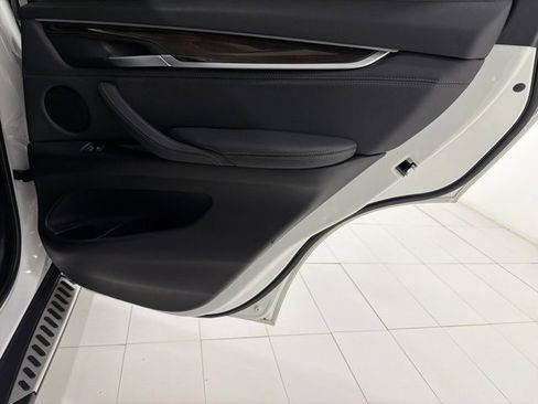 Used 2017 BMW X5 xDrive35d image 21