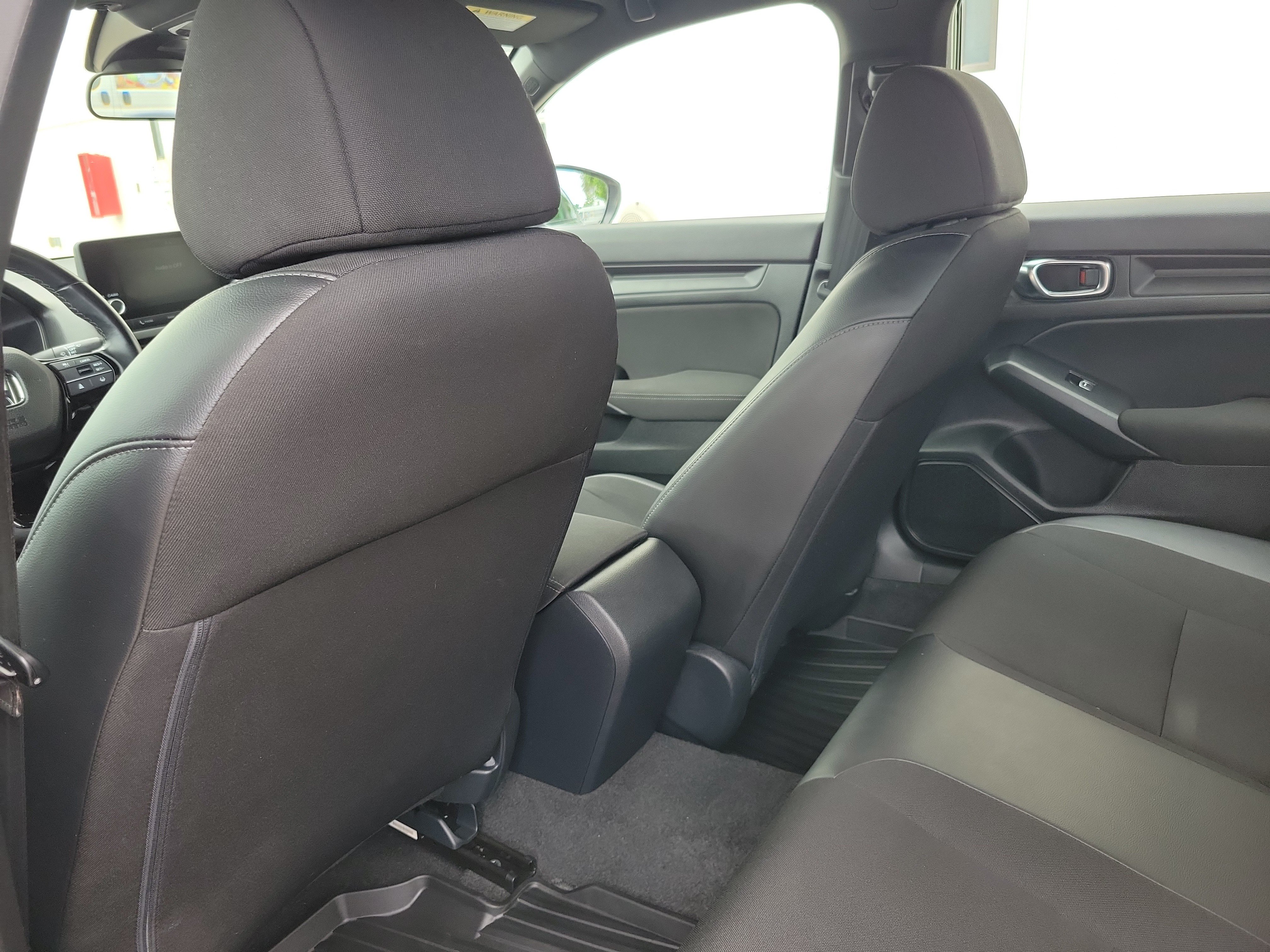 Used 2025 Honda Civic Sport image 12