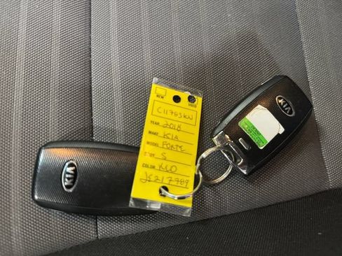 Used 2018 Kia Forte S w/ S Technology Plus Package FWD image 26