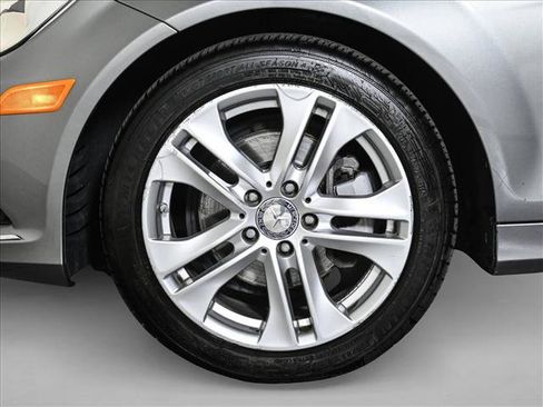 Used 2012 Mercedes-Benz C 300 4MATIC Sedan image 24