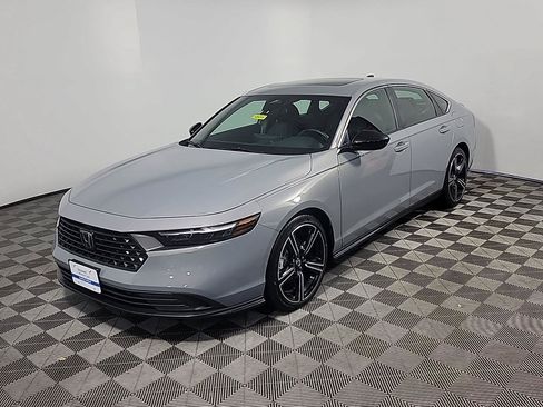 Certified 2025 Honda Accord Sport image 12
