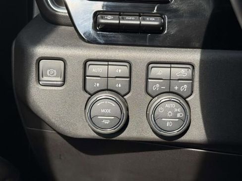 Certified 2023 Chevrolet Silverado 1500 High Country w/ Technology Package AWD/4WD image 20