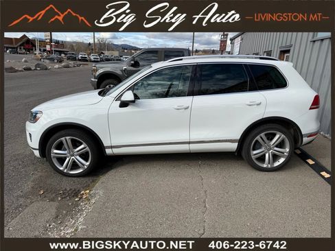 Used 2017 Volkswagen Touareg Executive image 4