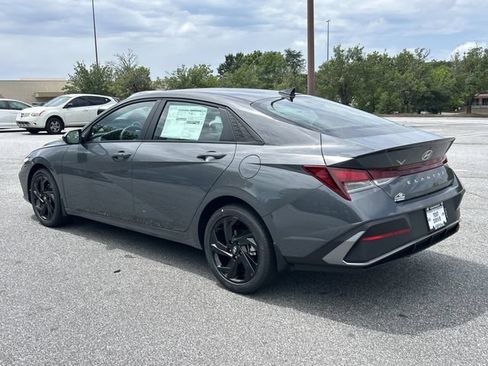 New 2026 Hyundai Elantra Sport FWD image 5