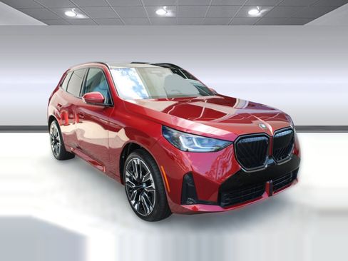 Used 2025 BMW X3 xDrive30i w/ Premium Package image 7