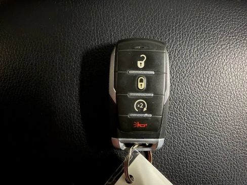 Used 2019 RAM 1500 Big Horn AWD/4WD image 45