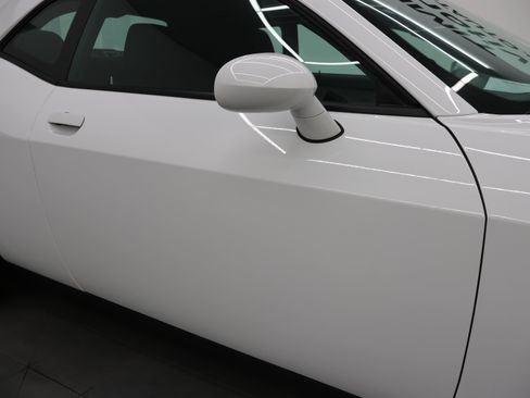 Used 2016 Dodge Challenger R/T Scat Pack RWD image 26