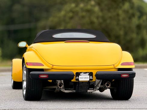 Used 2002 Chrysler Prowler RWD image 5