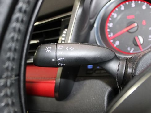 Used 2020 Toyota Camry XSE FWD image 32