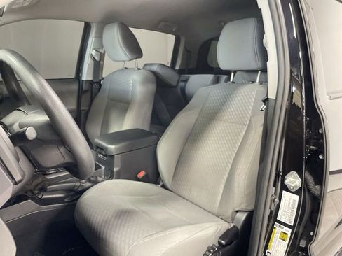 Used 2021 Toyota Tacoma SR w/ SR Convenience Package RWD image 11