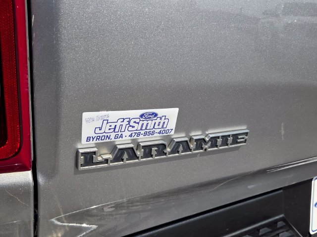 Used 2024 RAM 1500 Laramie AWD/4WD image 9