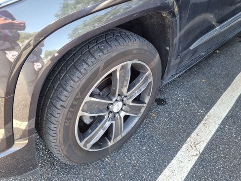 Used 2019 Honda CR-V LX image 5