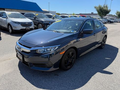 Used 2017 Honda Civic LX image 4