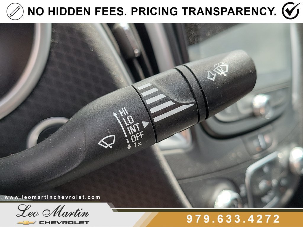 Used 2025 Chevrolet Malibu RS FWD image 27