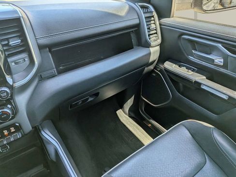 Used 2021 RAM 1500 Laramie w/ Sport Appearance Package AWD/4WD image 17
