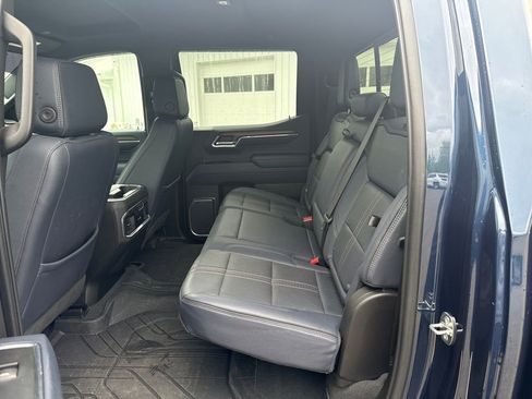 Used 2023 Chevrolet Silverado 1500 High Country AWD/4WD image 17