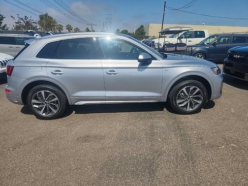 Used 2022 Audi Q5 2.0T Premium AWD/4WD image 16