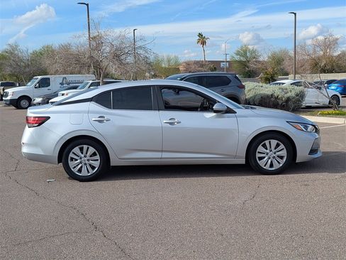 Used 2023 Nissan Sentra S image 8