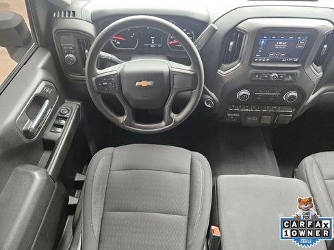 Used 2024 Chevrolet Silverado 2500 Custom w/ Custom Value Package image 32