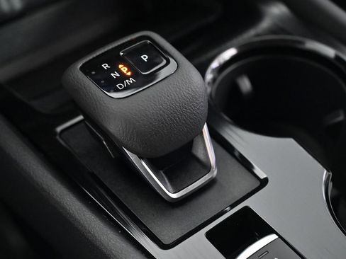 Certified 2024 Nissan Rogue S AWD/4WD image 23
