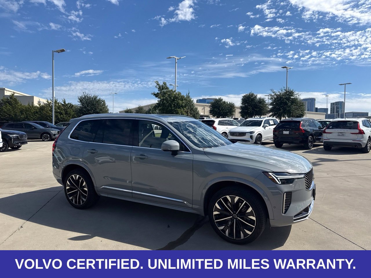 Certified 2026 Volvo XC90 B6 Plus AWD/4WD image 9
