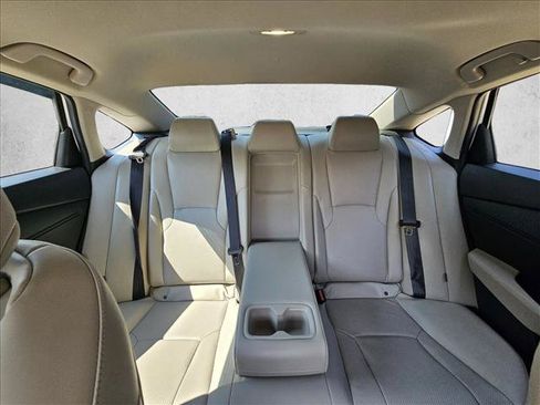 Used 2024 Honda Accord EX-L image 15