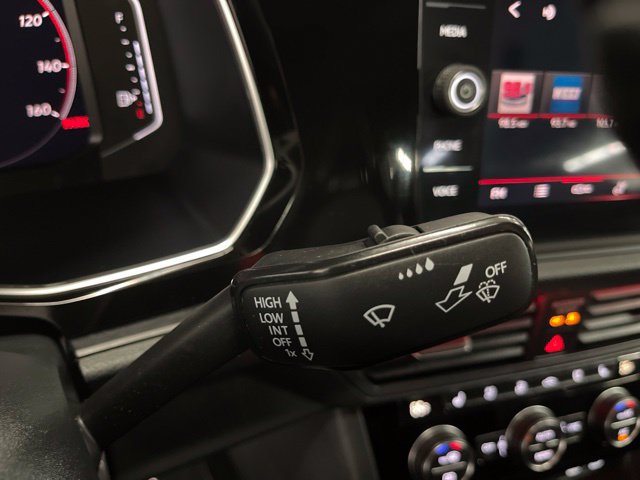 Certified 2024 Volkswagen Jetta GLI Autobahn FWD image 18