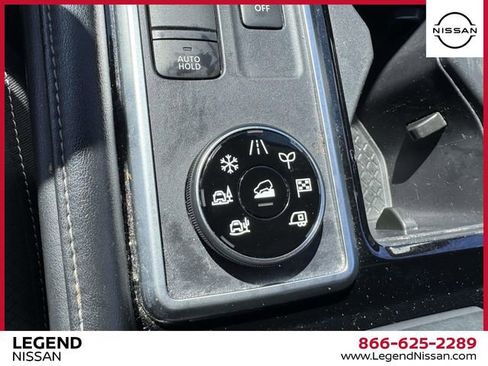 Certified 2024 Nissan Pathfinder SL AWD/4WD image 29