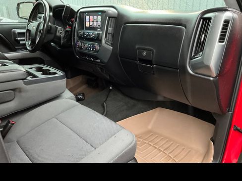 Used 2017 Chevrolet Silverado 1500 LT w/ All Star Edition AWD/4WD image 9