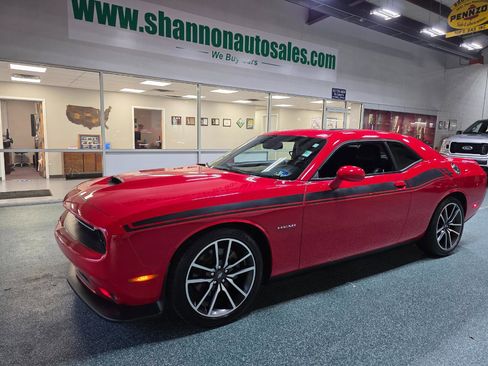 Used 2021 Dodge Challenger R/T w/ Plus Package RWD image 2