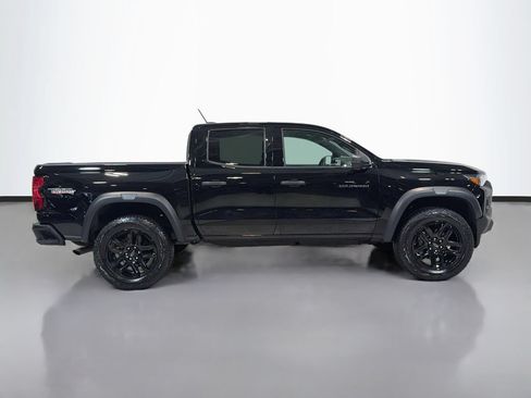 Used 2024 Chevrolet Colorado Trail Boss w/ Advanced Trailering Package AWD/4WD image 10