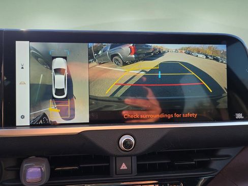 Used 2023 Toyota Crown Limited w/ Advanced Technology Package image 16