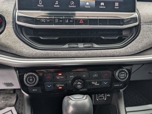 Used 2022 Jeep Compass Latitude w/ Convenience Group image 23