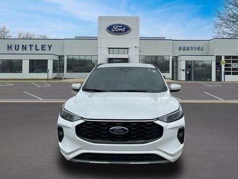Used 2023 Ford Escape ST-Line Select w/ Tech Pack #1 AWD/4WD image 3