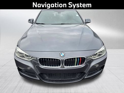 Used 2018 BMW 340i xDrive Sedan w/ Premium Package AWD/4WD image 3