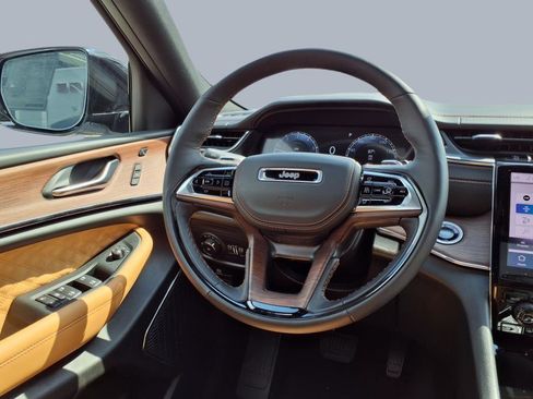 New 2025 Jeep Grand Cherokee L Summit w/ Obsidian Package image 14