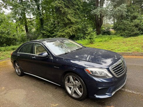 Used 2015 Mercedes-Benz S 63 AMG 4MATIC Sedan image 2