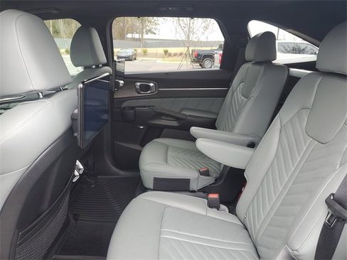 Certified 2025 Kia Sorento SX Prestige w/ Sage Leather Package image 13
