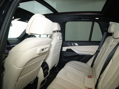 Used 2021 BMW X5 M50i w/ Premium Package image 15