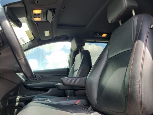 Certified 2023 Honda Odyssey Sport image 23