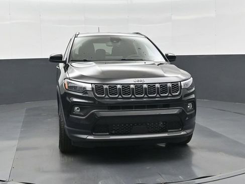 New 2026 Jeep Compass Latitude AWD/4WD image 10