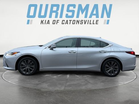 Used 2021 Lexus ES 350 w/ Premium Package image 3