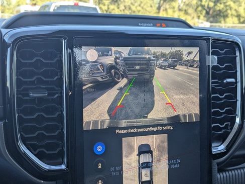 New 2025 Ford Ranger Lariat w/ FX4 Off-Road Package image 21