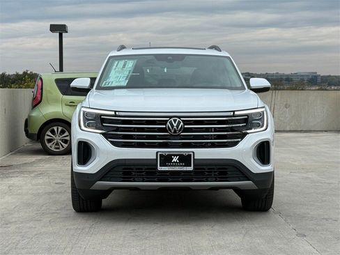 New 2026 Volkswagen Atlas SE image 4