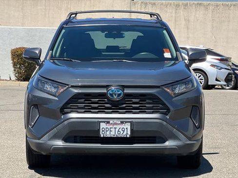 Certified 2020 Toyota RAV4 LE w/ Carpet Mat Package AWD/4WD image 10