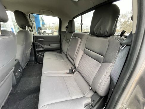 Used 2022 Nissan Frontier SV image 26